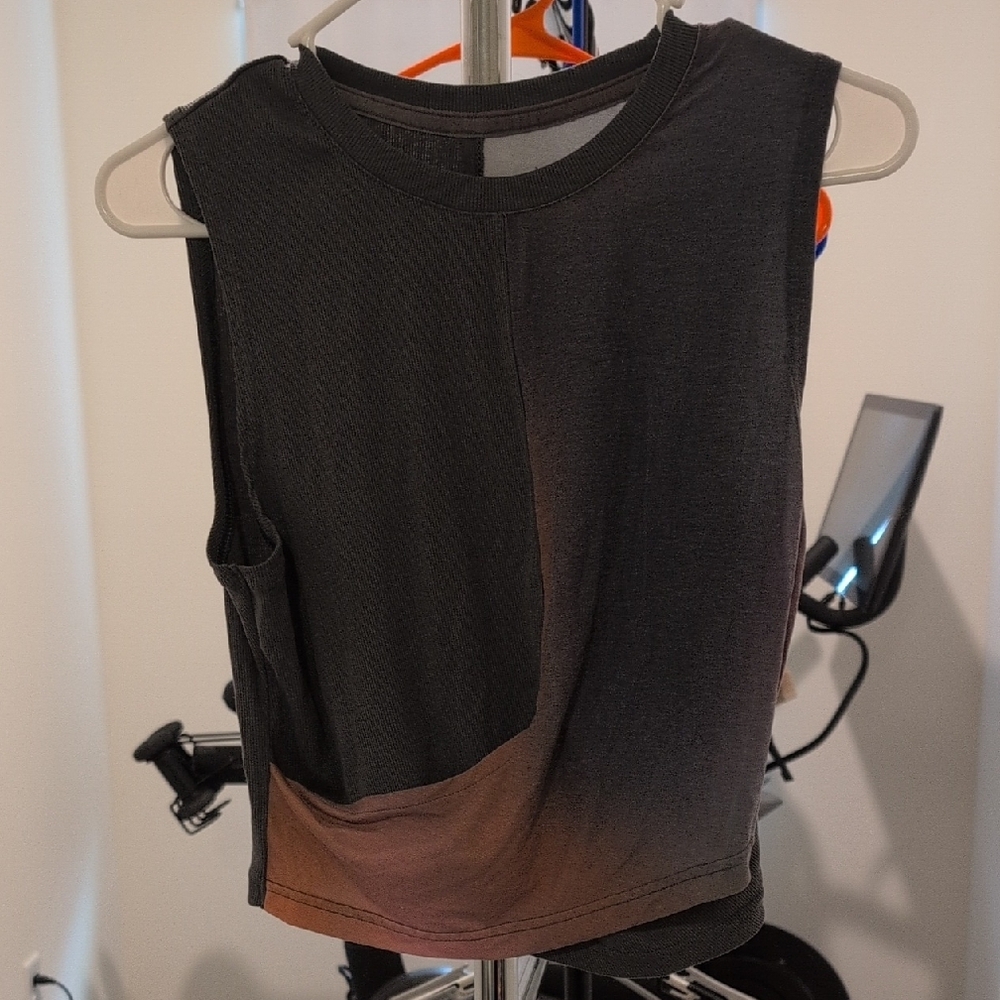 Stylish Black and Brown Sleeveless Top